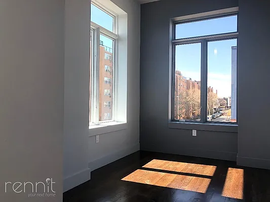 Rented by Rennit Inc. | media 35