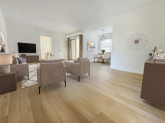 4th image of 1850 Greenfield Ave APT 2