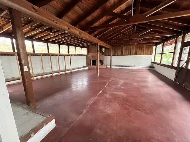 1598 El Camino Real — Photo 13