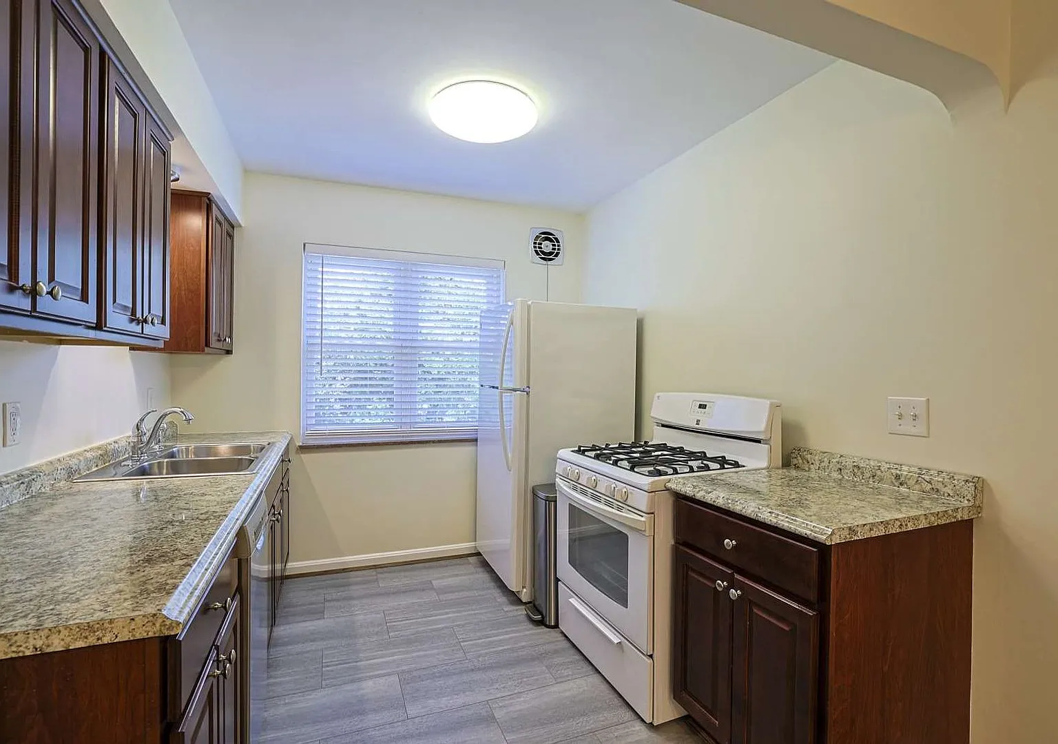 3470 Brotherton Rd. — Photo 4