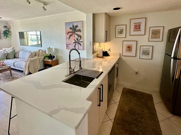 1801 N Flagler Dr #718 — Photo 5