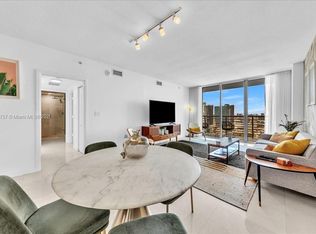 335 S Biscayne Blvd APT 4000, Miami, FL 33131