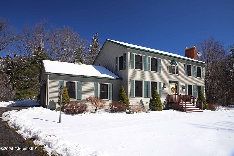 3rd image of 168 Overlook Lane
