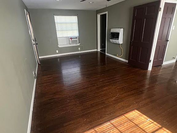 4th image of 1315 E California St