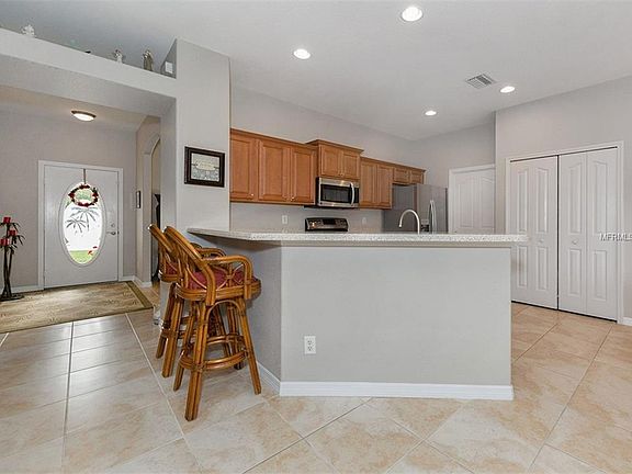 5th image of 2866 Woodward Ave