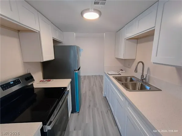3647 Kolendo Ct APT B, Las Vegas, NV 89103