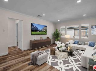 11575 Riverside Dr, North Hollywood, CA 91601