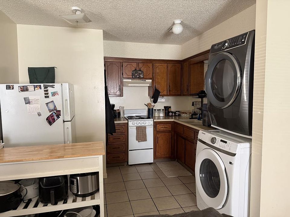 2nd image of 517 Minnesota St