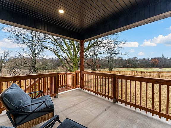 2nd image of 99 W Watson Ln