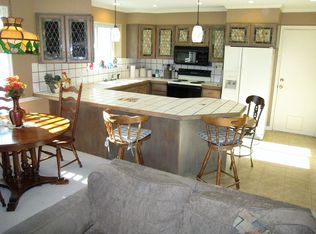 1086 E 6135 S, Murray, UT 84121