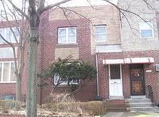 5222 79th St, Elmhurst, NY 11373