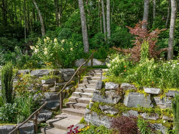 100 Deer Run, Highlands, NC 28741