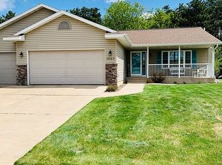 1907 Sherwood Blvd, Eau Claire, WI 54703
