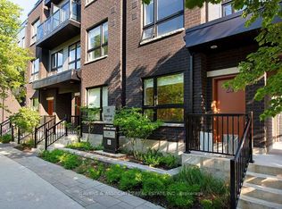 15 Brenthall Ave #18, Toronto, ON M2R 1N1