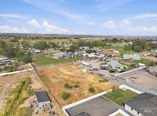 607 Barsness Rd, Buhl, ID 83316