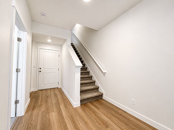 3rd image of 1476 N 1875 W #152