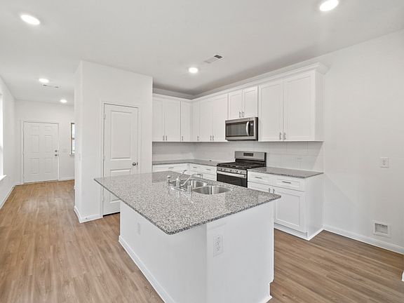 Kitchen with Eat-In Island