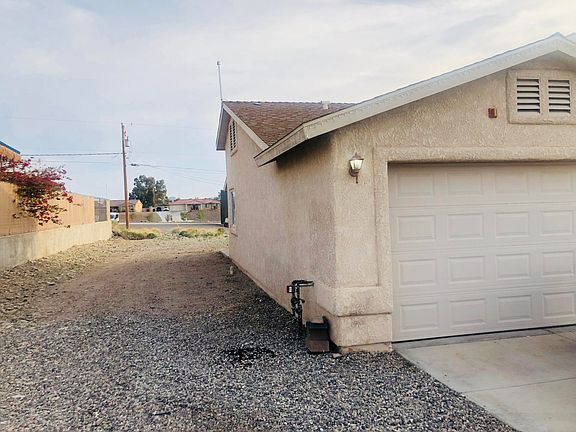 4th image of 2920 Palisades Dr