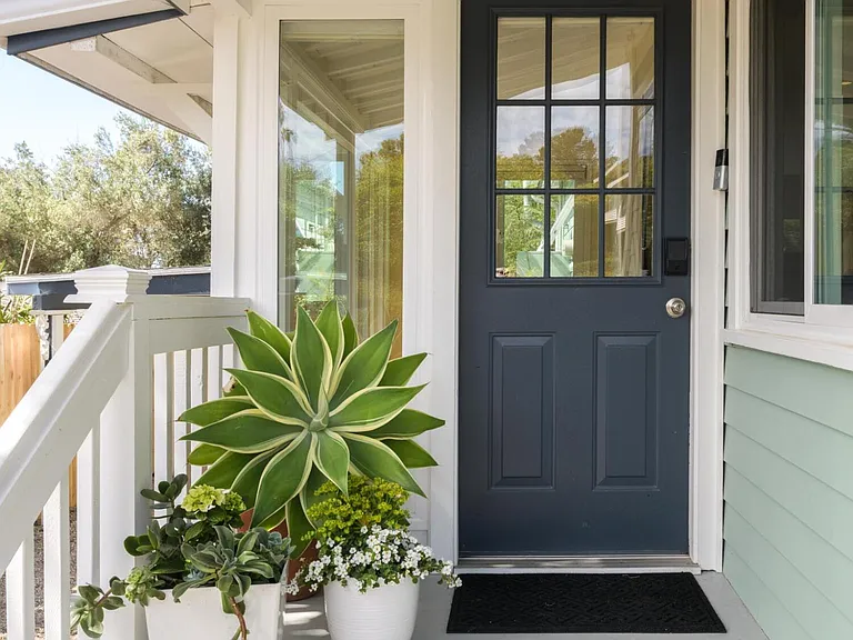 535 Arroyo Ave — Photo 2
