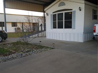 121 Prevost Dr, Whitney, TX 76692