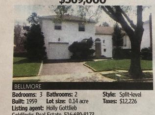 2704 Boundary Ln, Bellmore, NY 11710