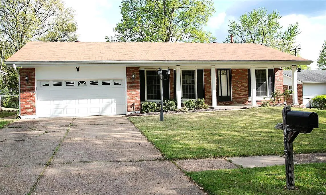 4312 Caracalla Dr photo 1