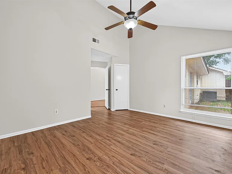 10419 Appleridge Dr — Photo 25