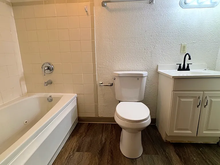 11755 Old Halls Ferry Rd — Photo 25