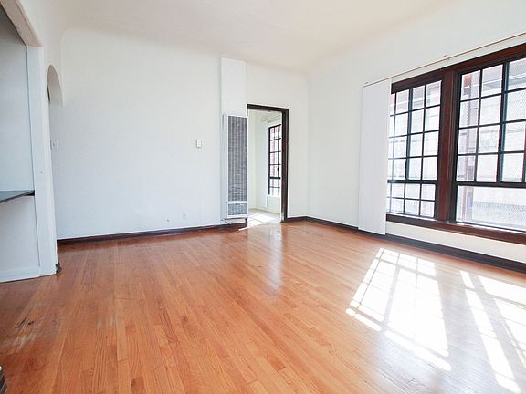 2nd image of 367 N Orange Grove Ave APT 108