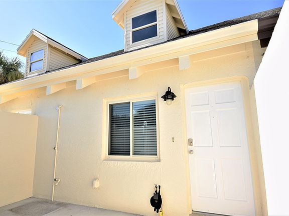 2nd image of 512 Harrison Ave #512