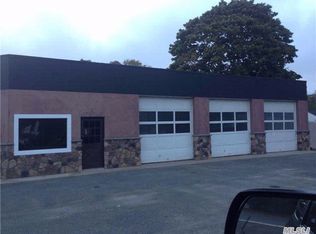 120 Carleton Ave, East Islip, NY 11730