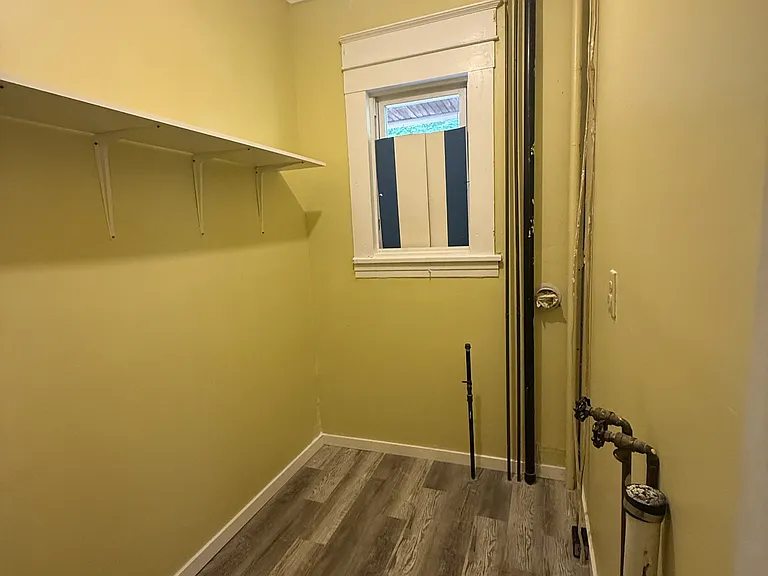 22 Pawling Ave #1 — Photo 7