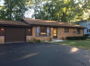 154 W Wood St, New Lenox, IL 60451