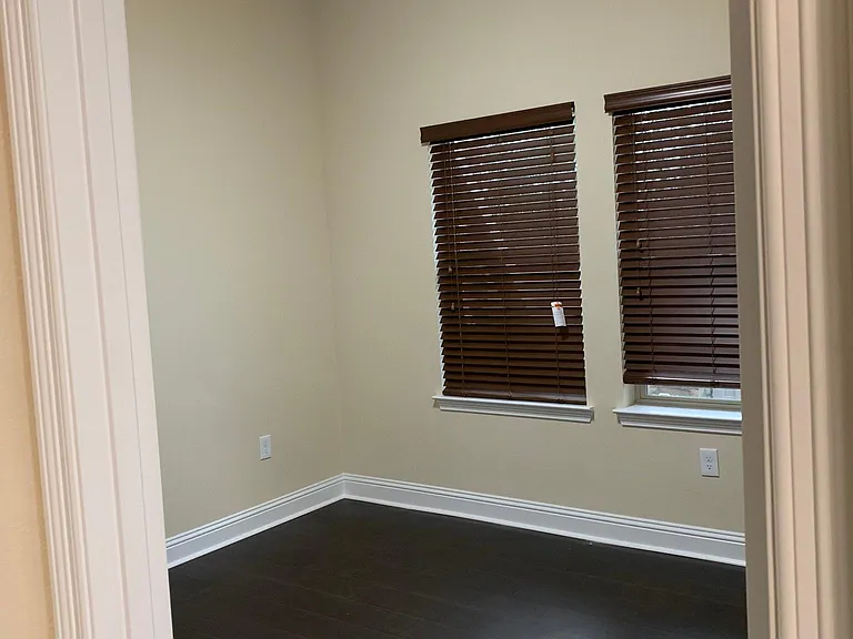1707 Leann Ln — Photo 25