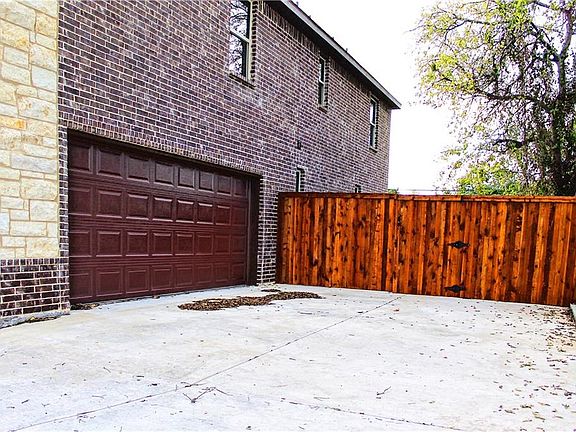 3rd image of 3400 Canberra Ct