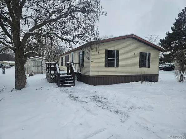 6275 N Ute Rd, Flint, MI 48506