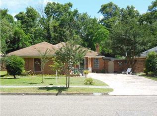 4032 Hillcrest Ln W, Mobile, AL 36693