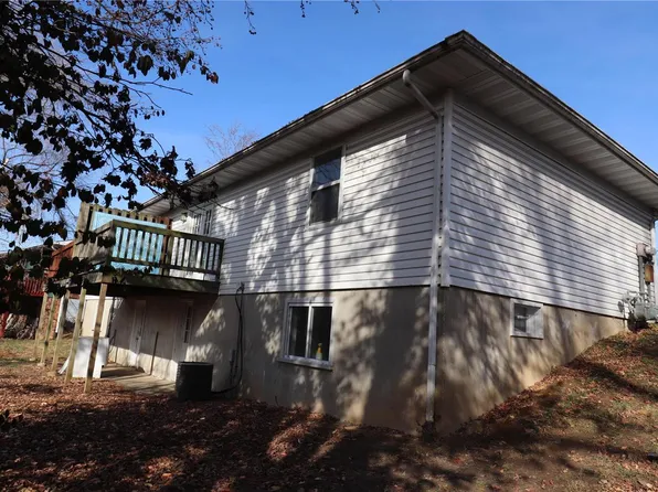 118 Moonlight Dr, Collinsville, IL 62234