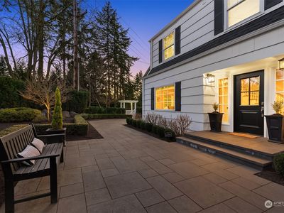 2401 94th Avenue NE, Clyde Hill, WA, 98004