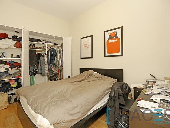 5th image of 1151 W Wrightwood Ave #3F