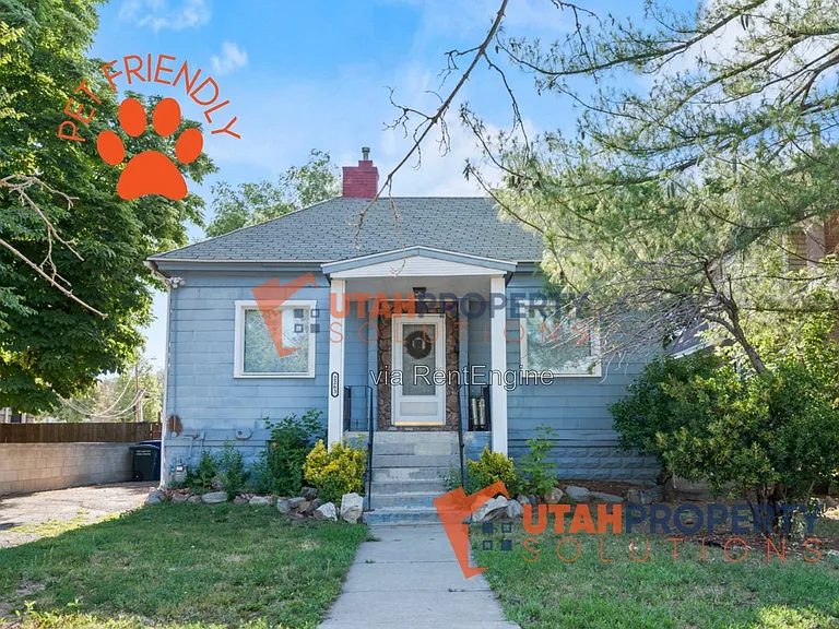 2263 S Green St — Photo 1