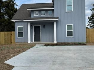 1415 Scott St, Bryan, TX 77803