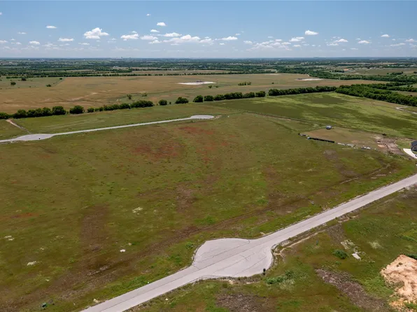 7257 Tom Trl, Krum, TX 76249