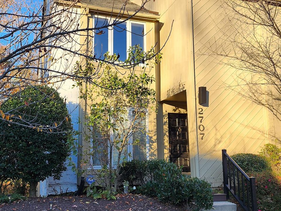 1st image of 2707 Spinnaker Ct