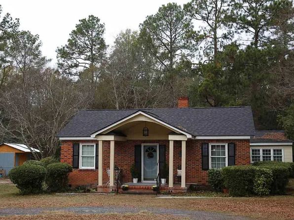 928 W Lydia Hwy, Hartsville, SC 29550