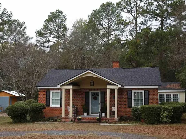 928 W Lydia Hwy, Hartsville, SC 29550