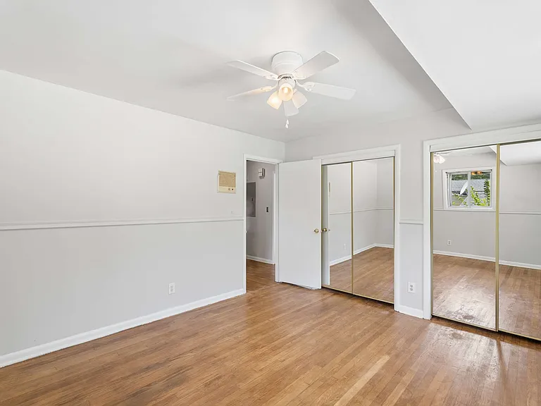 3543 Cloudland Dr — Photo 24