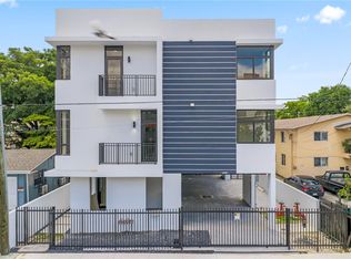 520 SW 2nd St #3, Miami, FL 33130