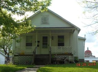 307 Kitchell St, Pana, IL