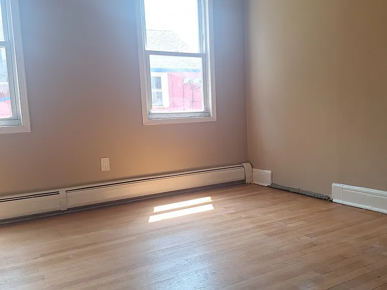 3 Spring Hill Ave #1 — Photo 8